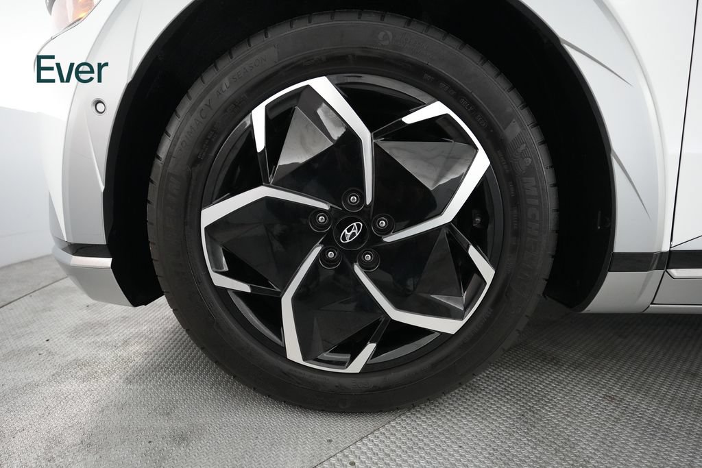 Used 2024 Hyundai Ioniq 5 Limited RWD image 9