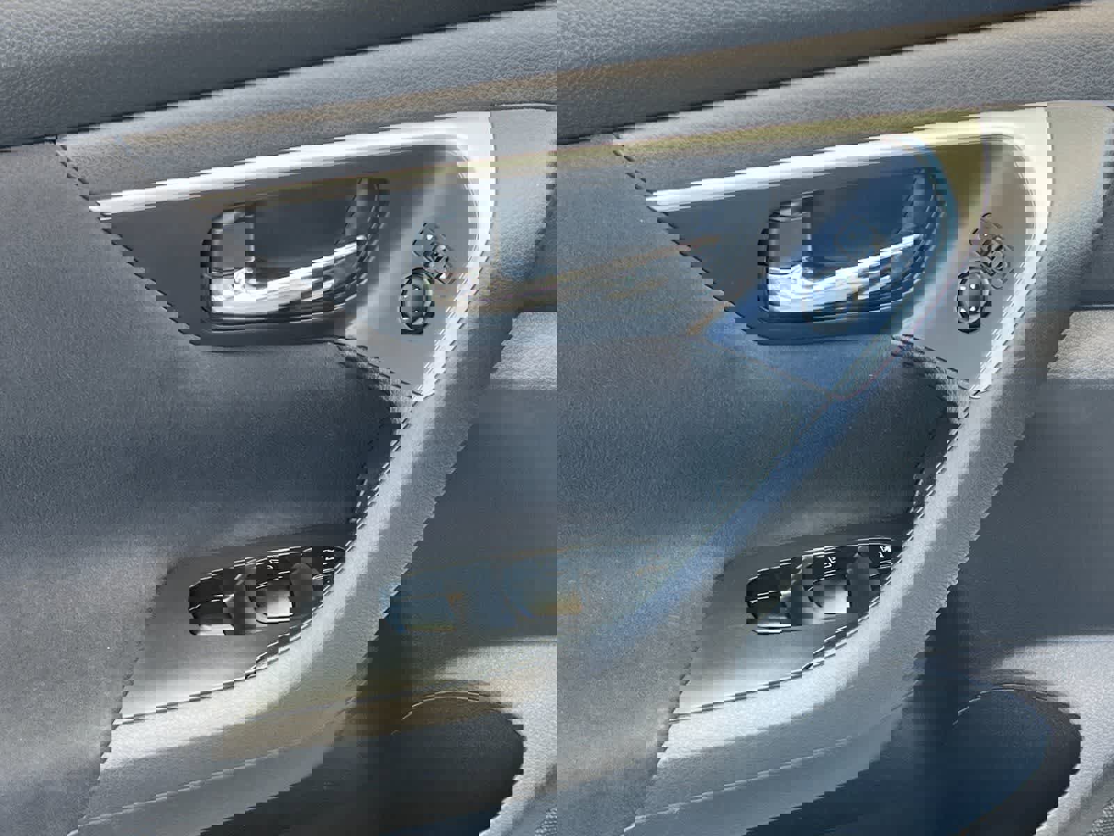 Used 2015 Nissan Altima 2.5 S w/ Power Driver Seat Package FWD image 13