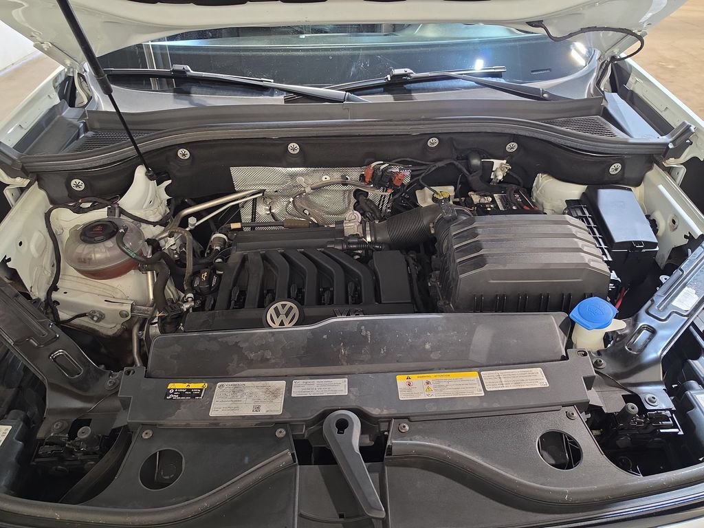 Used 2022 Volkswagen Atlas Cross Sport SE AWD/4WD image 18