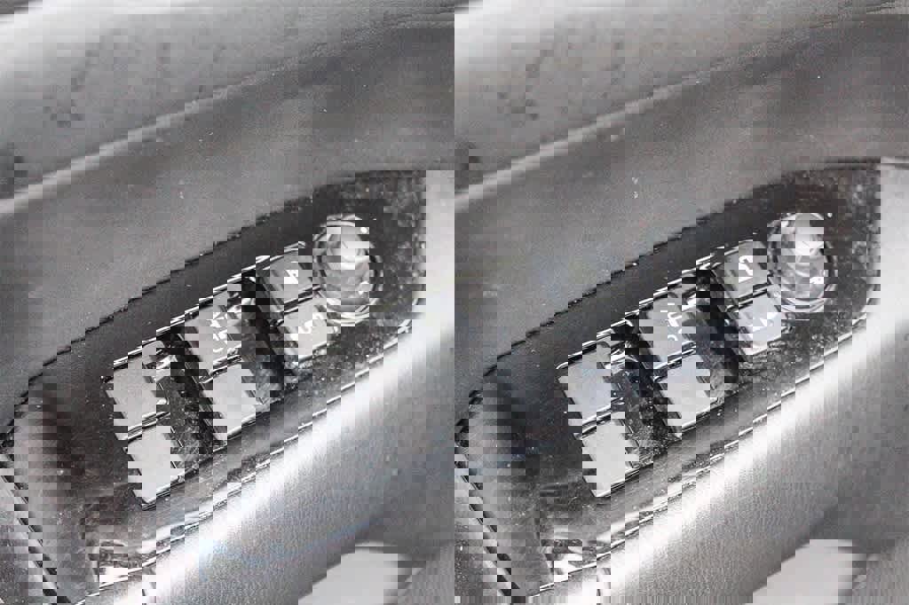 Used 2017 MAZDA CX-5 Touring image 24