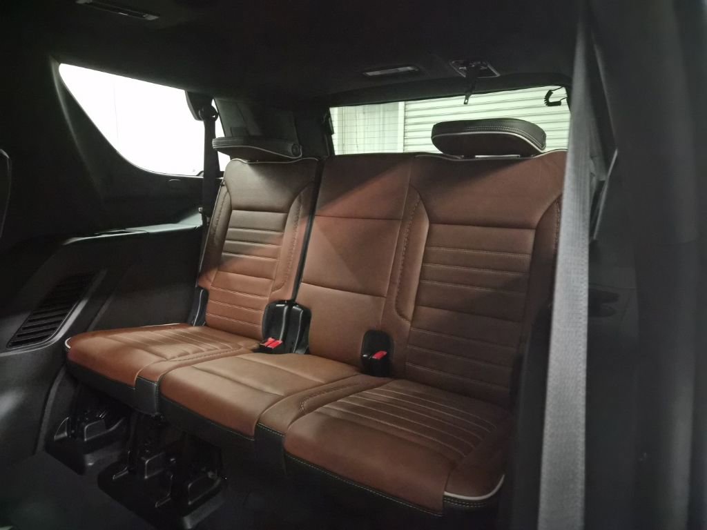 Used 2023 GMC Yukon Denali Ultimate image 23