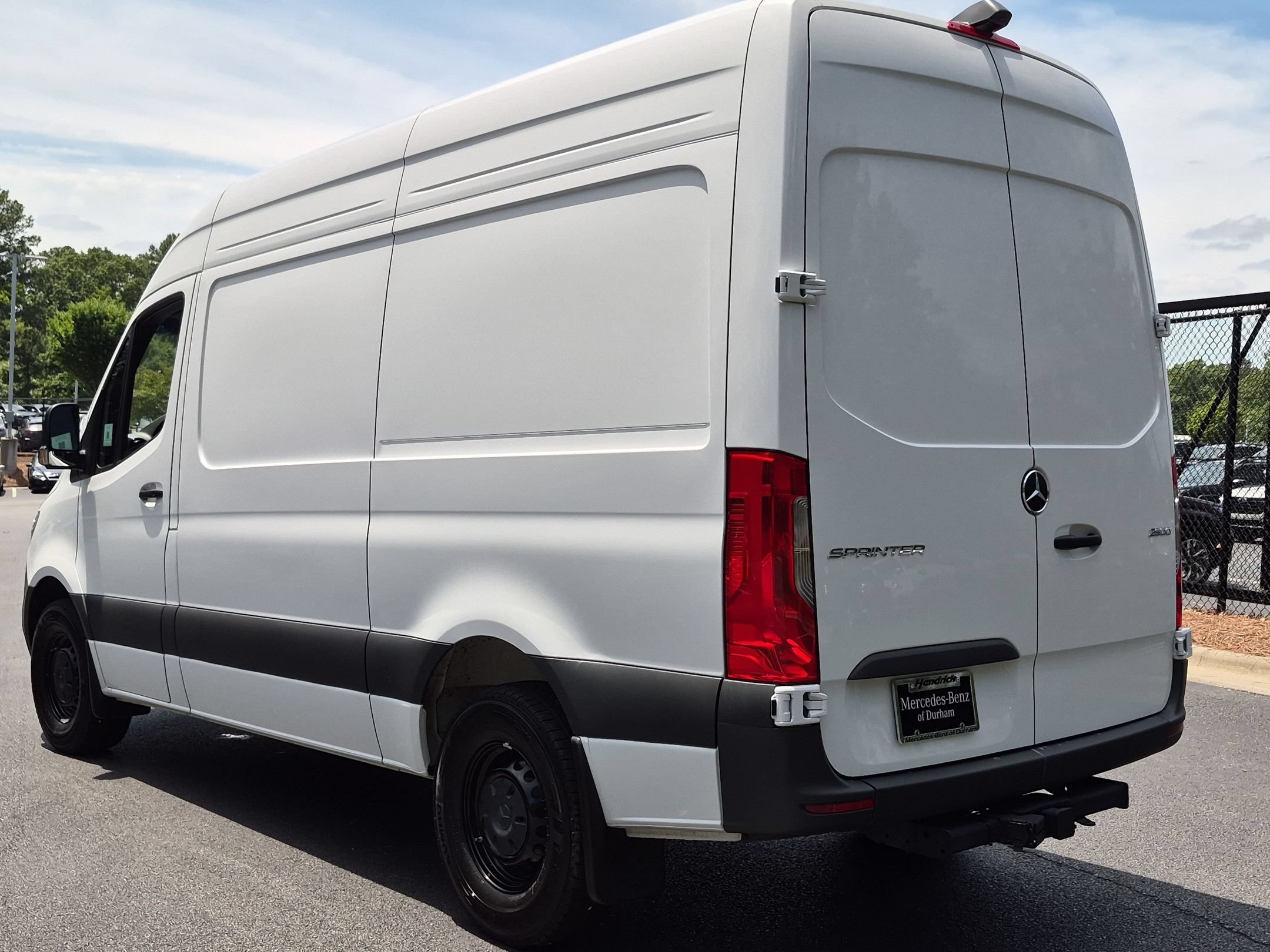 New 2025 Mercedes-Benz Sprinter 2500 image 8