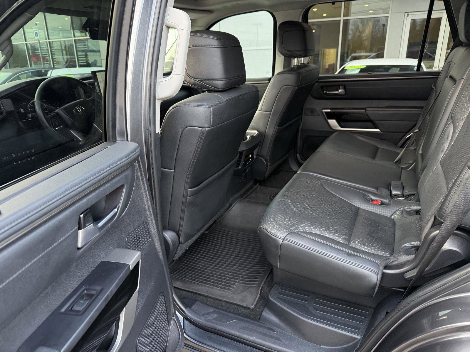 Used 2023 Toyota Sequoia Limited image 18