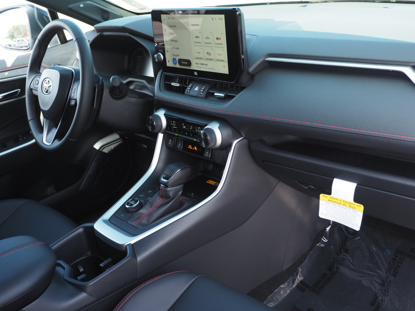 Used 2025 Toyota RAV4 XSE image 24