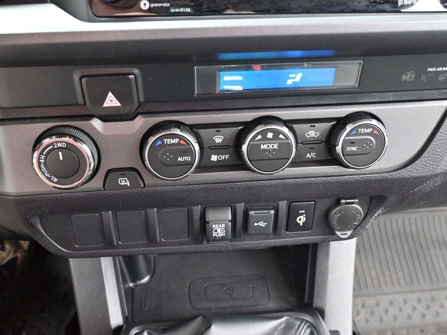 Used 2021 Toyota Tacoma TRD Off-Road image 26