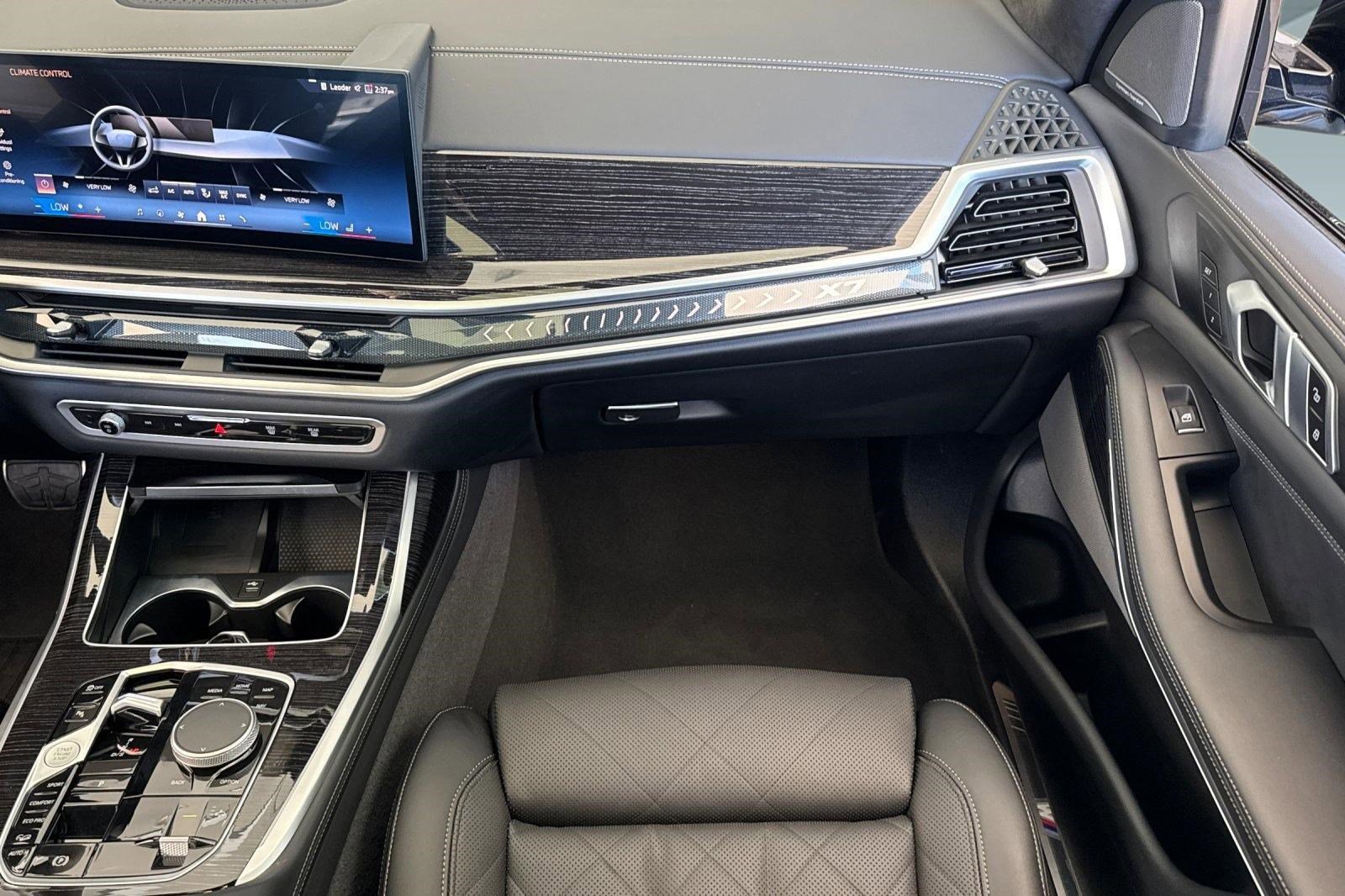 Used 2026 BMW X7 xDrive40i image 30