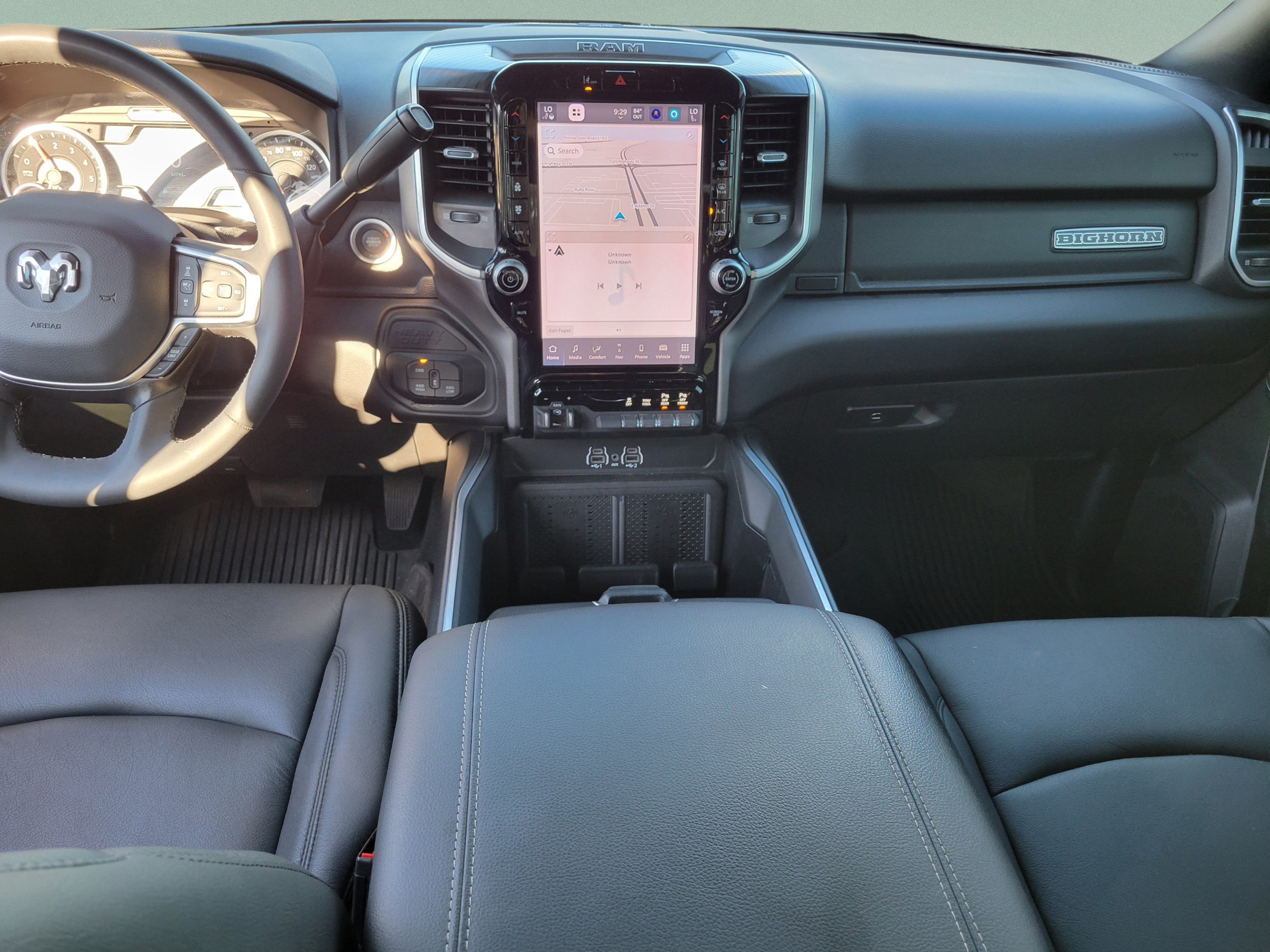 Certified 2025 RAM 2500 Big Horn AWD/4WD image 9