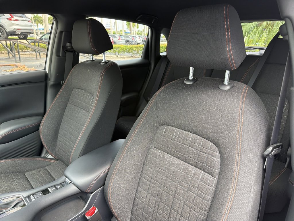 Certified 2024 Honda HR-V Sport image 38