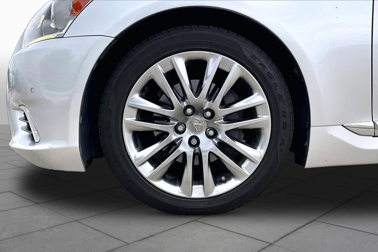 Used 2017 Lexus LS 460 L RWD image 9