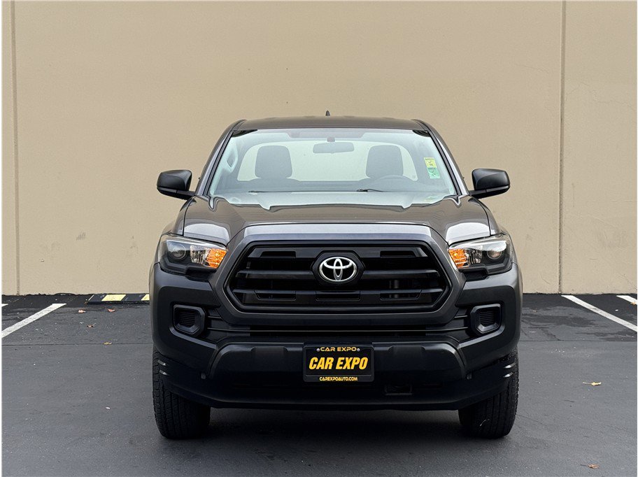 Used 2017 Toyota Tacoma 2WD Access Cab image 2