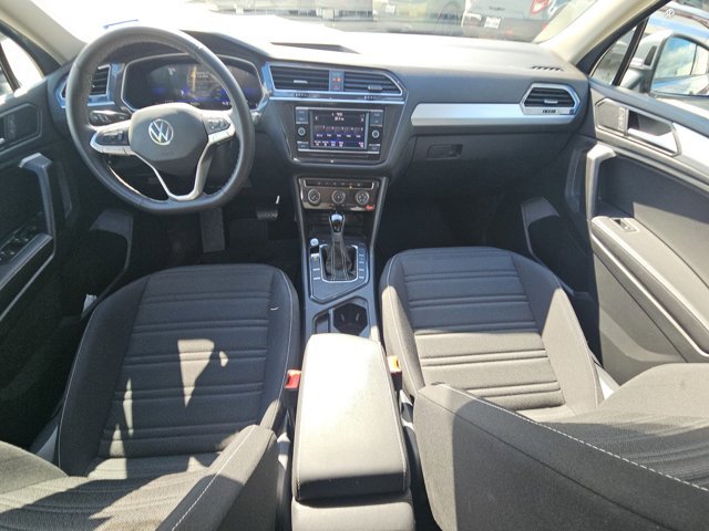 Used 2024 Volkswagen Tiguan S image 17