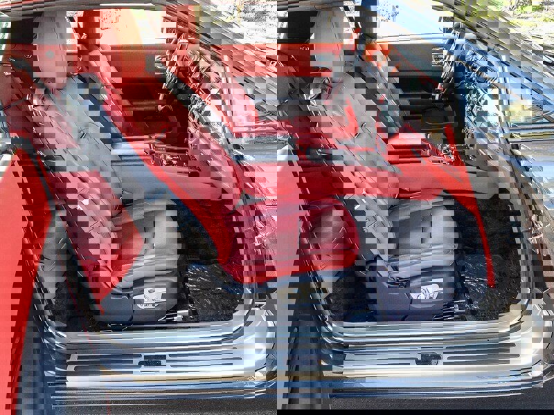 Used 2019 Rolls-Royce Dawn image 25