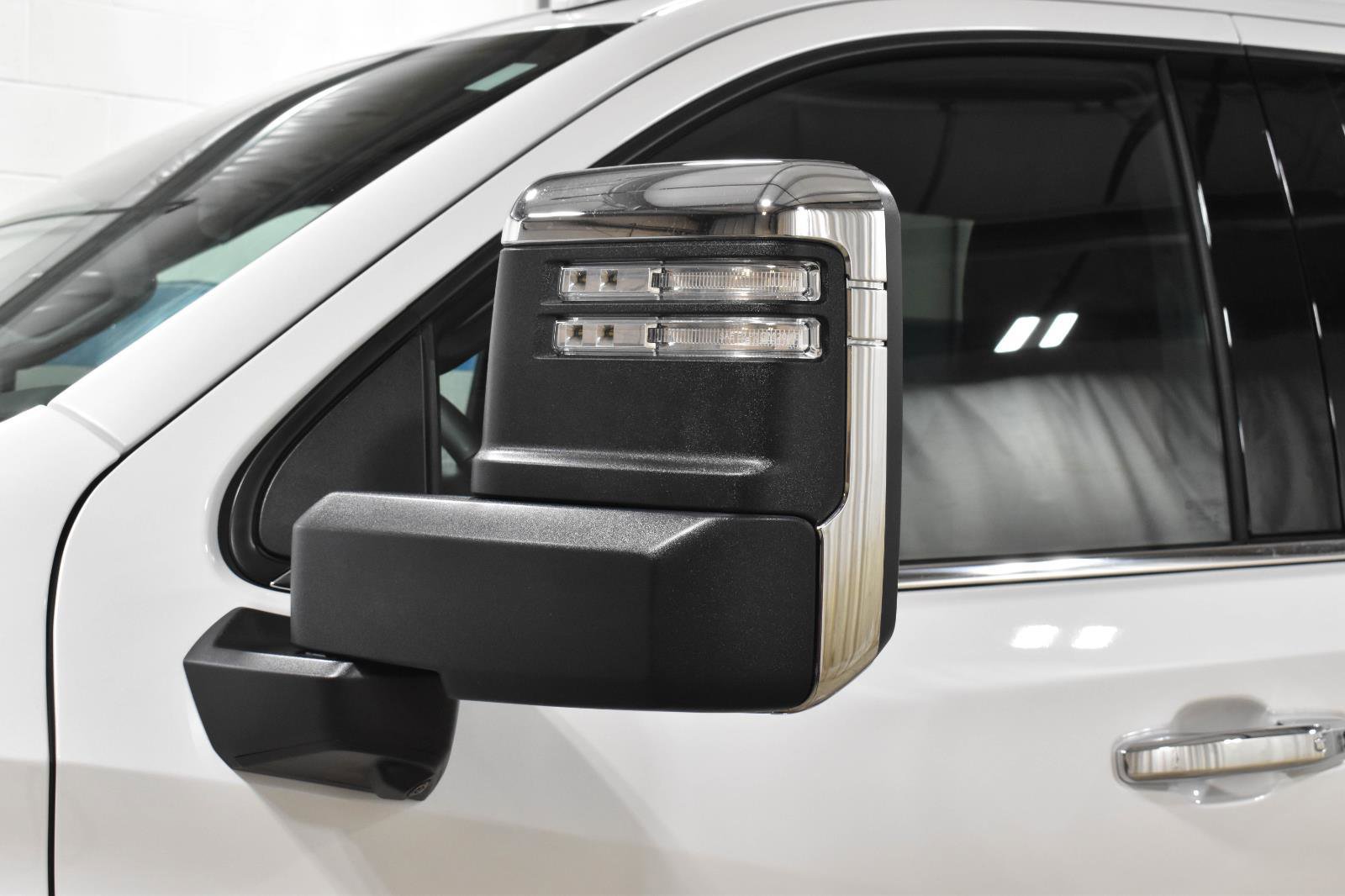 Used 2023 Chevrolet Silverado 1500 High Country w/ Max Trailering Package image 34