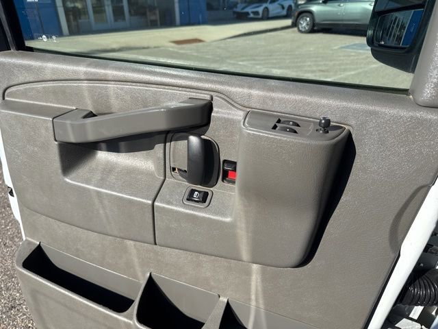 Used 2017 Chevrolet Express 3500 LS w/ Cold Climate Package image 16