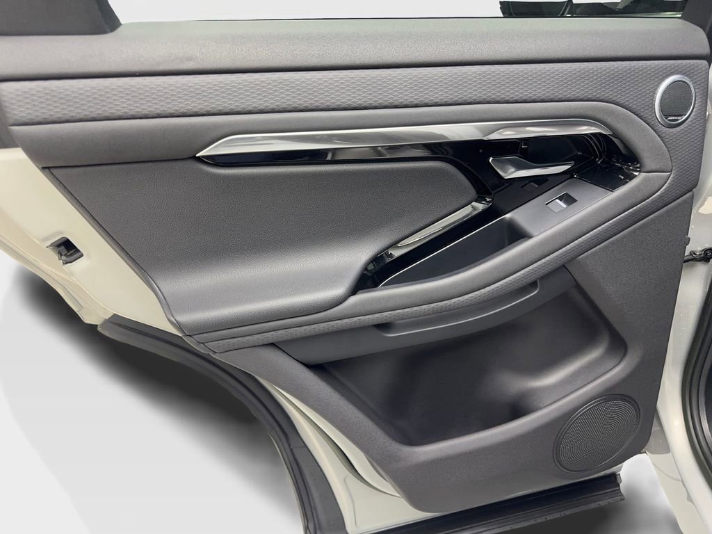 Used 2023 Land Rover Range Rover Evoque R-Dynamic S image 38