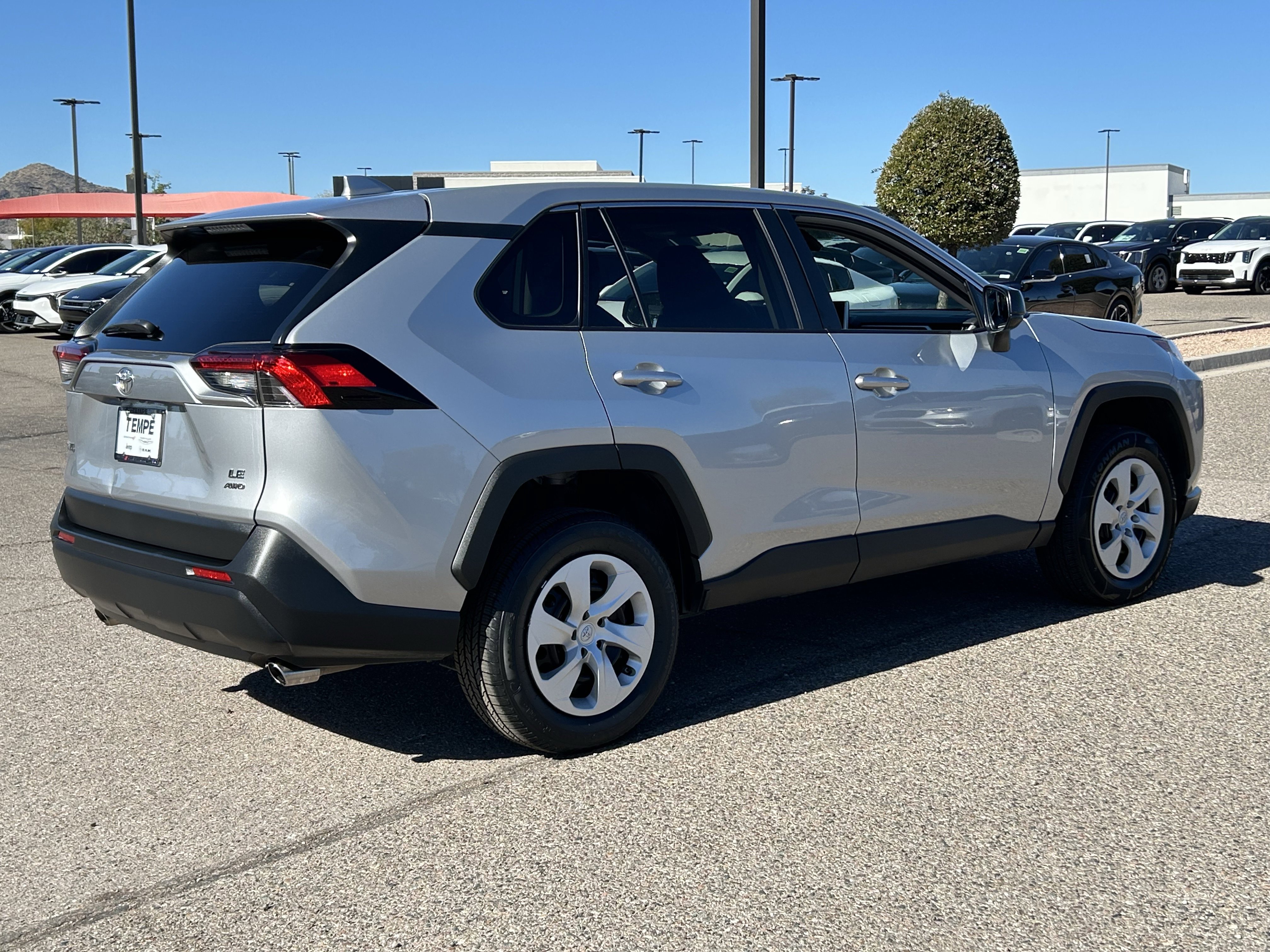 Used 2024 Toyota RAV4 LE image 5