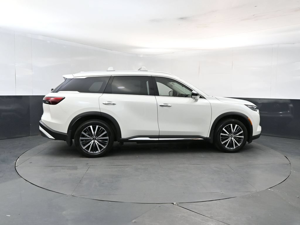 Used 2025 INFINITI QX60 Sensory w/ Vision Package AWD/4WD image 6