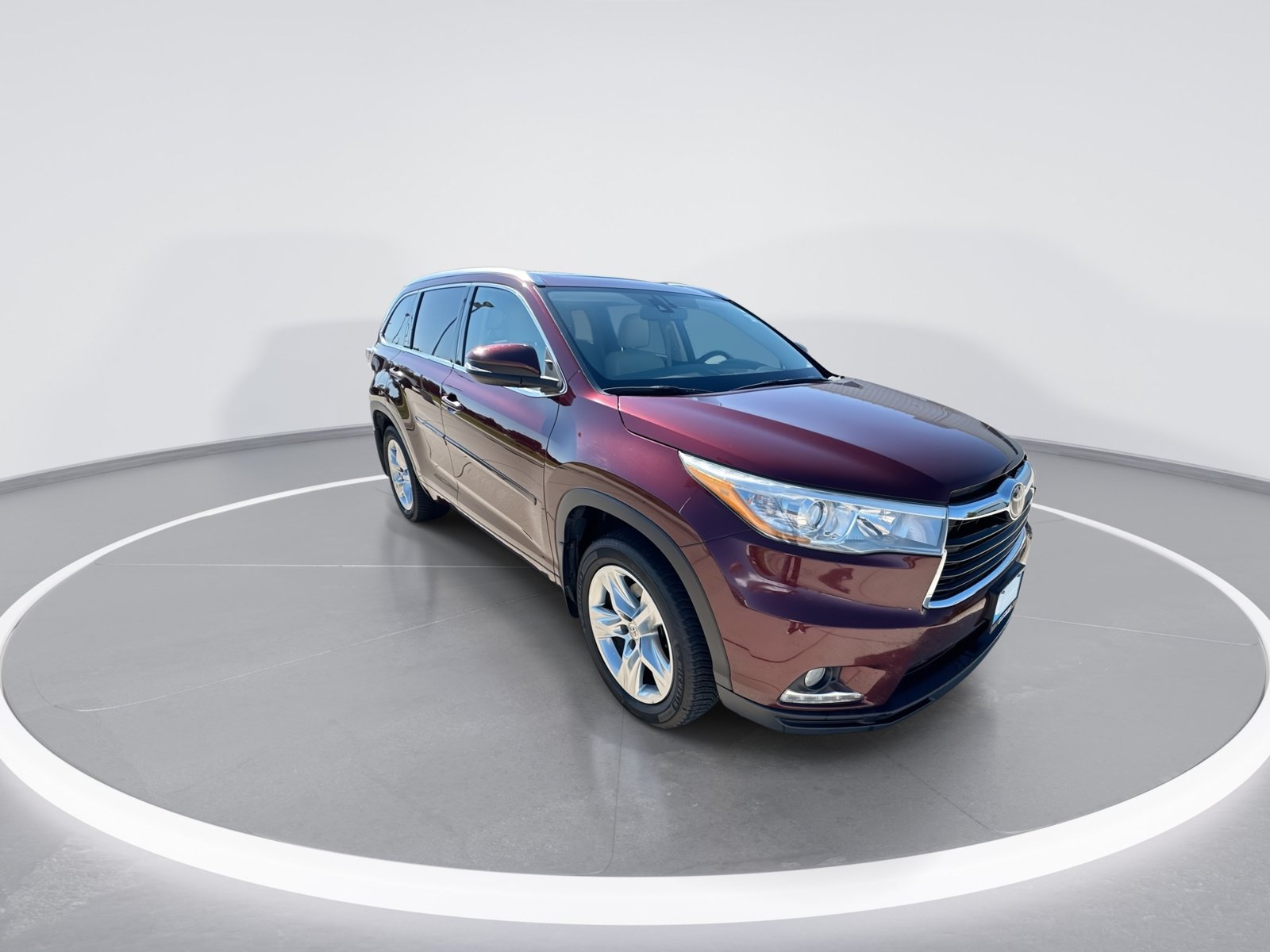 Used 2015 Toyota Highlander Limited Platinum AWD/4WD image 2