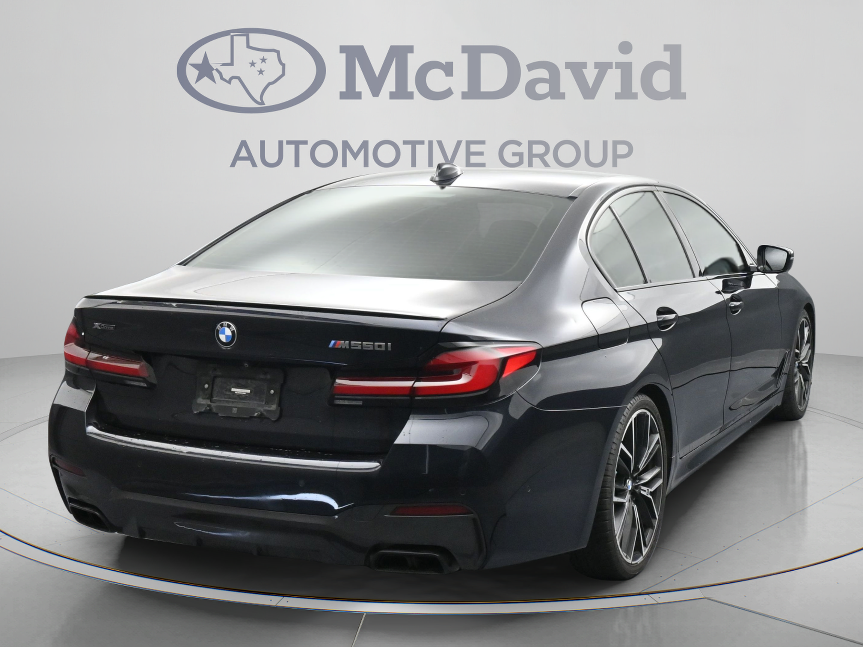 Used 2022 BMW M550i xDrive w/ Dynamic Handling Package AWD/4WD image 8