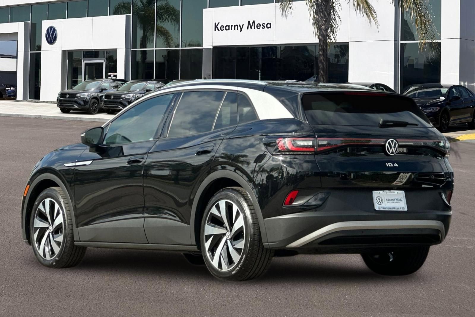 Used 2022 Volkswagen ID.4 Pro S w/ Gradient Package RWD image 6