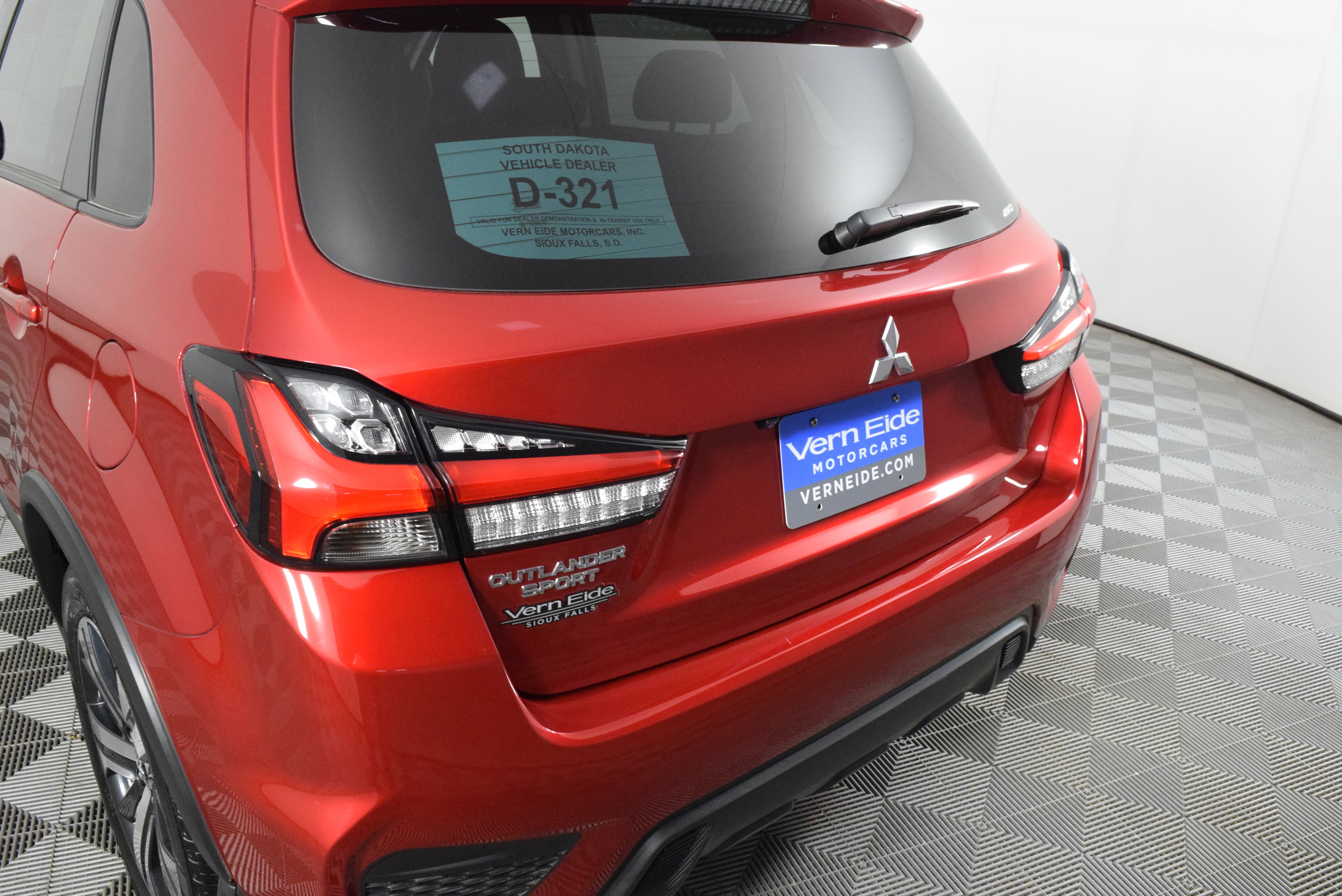 Used 2023 Mitsubishi Outlander Sport ES AWD/4WD image 15