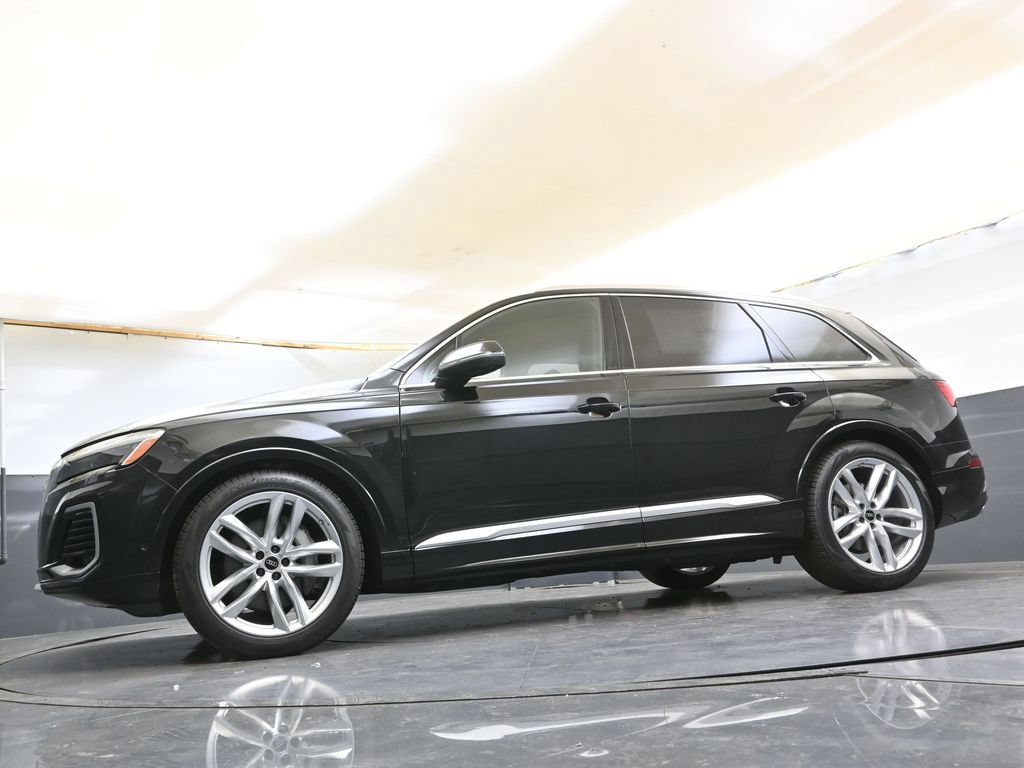 Certified 2025 Audi Q7 3.0T Premium Plus w/ Premium Plus Package AWD/4WD image 35