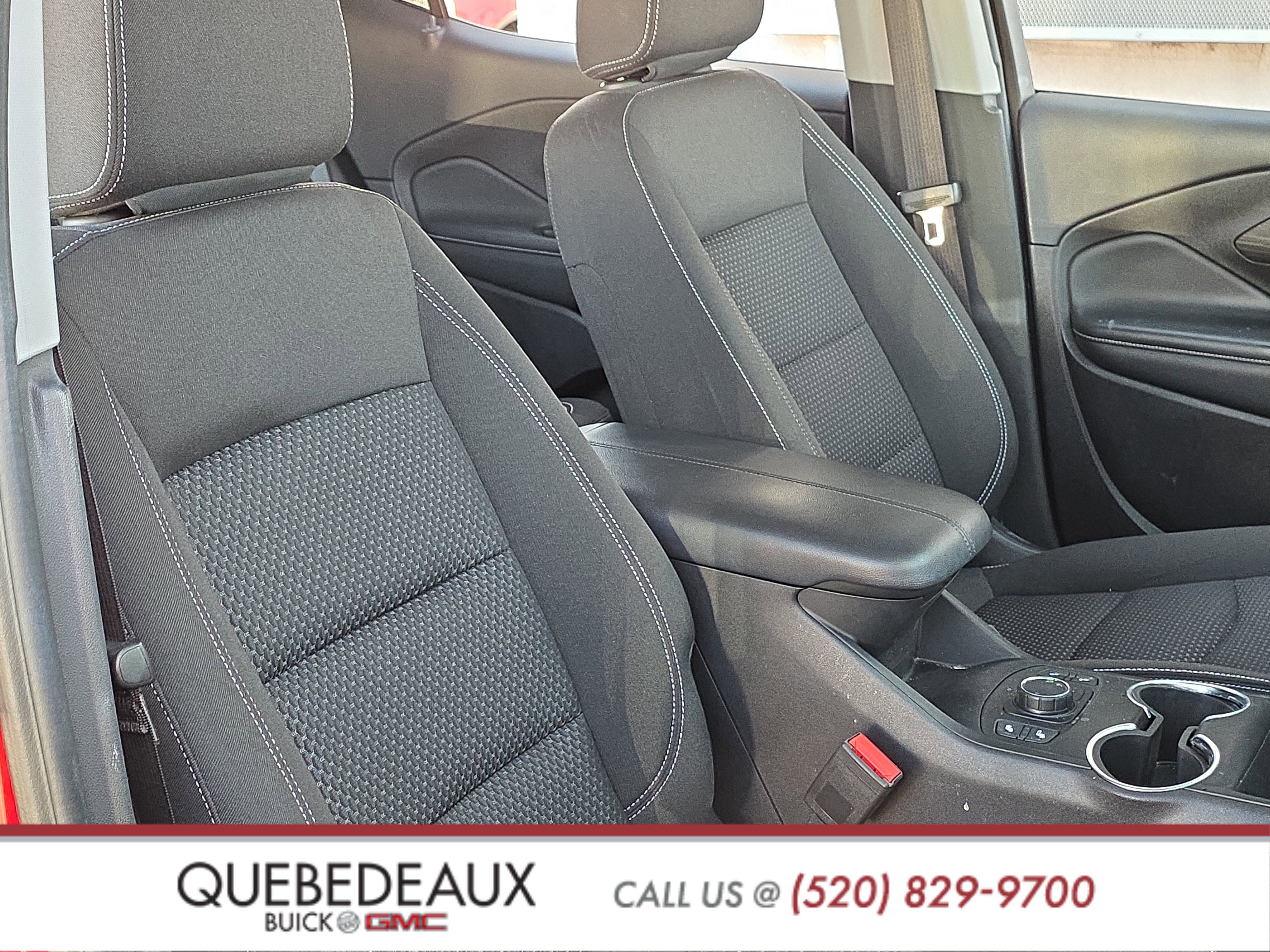 Used 2024 GMC Terrain SLE w/ Driver Convenience Package FWD image 24