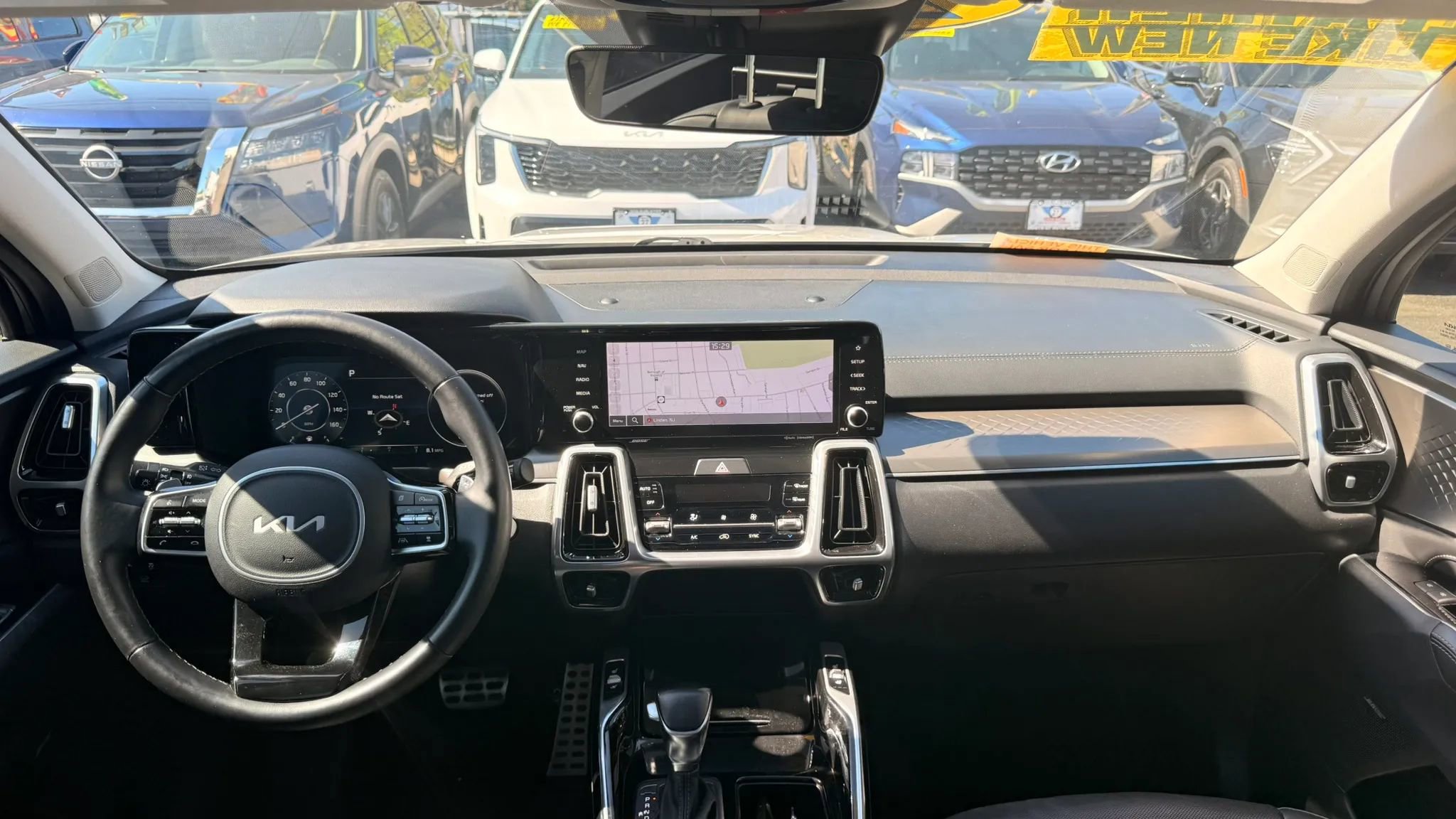 Used 2022 Kia Sorento SX FWD image 16