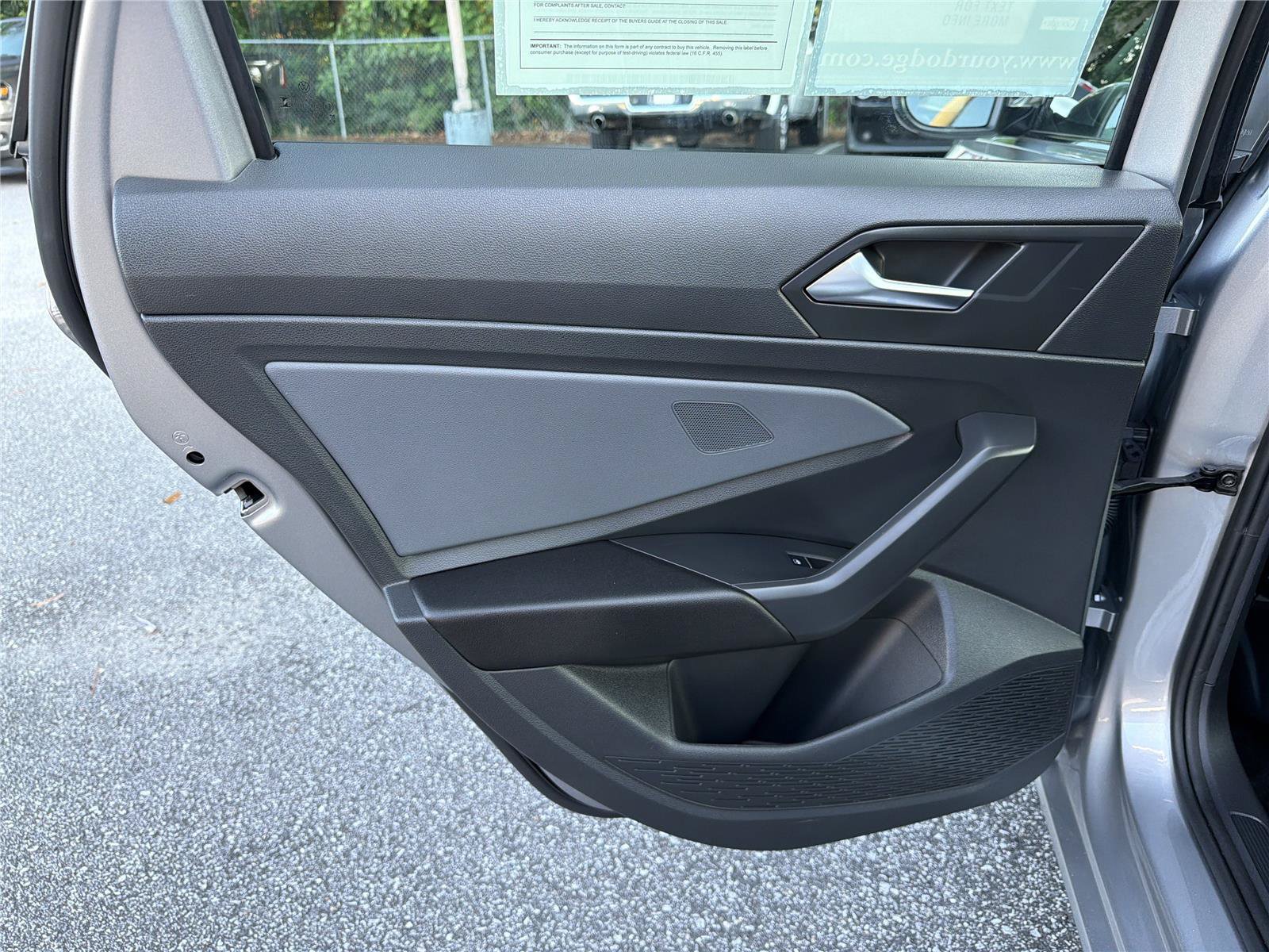 Used 2026 Volkswagen Jetta SE FWD image 20