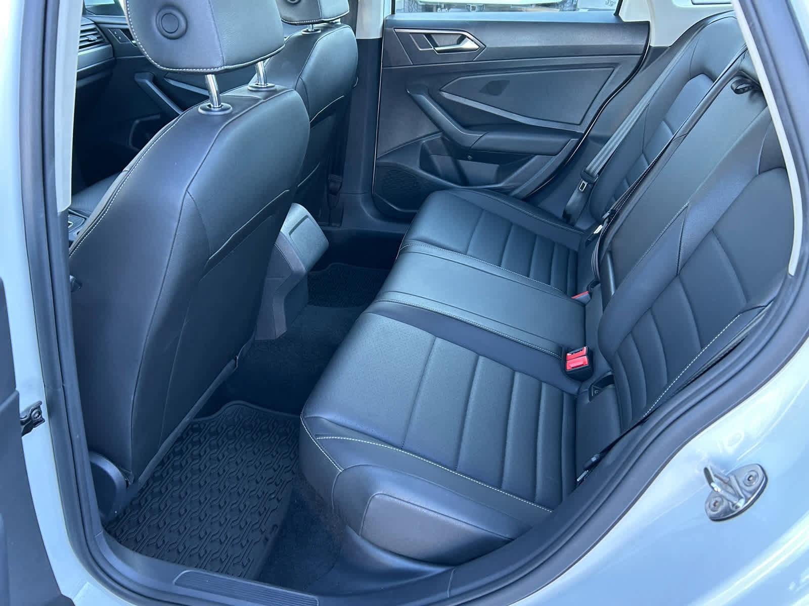 Used 2021 Volkswagen Jetta SE image 20