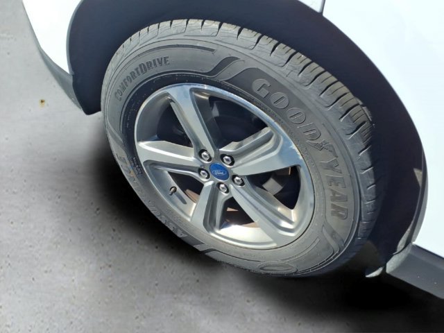 Used 2021 Ford Edge SEL w/ Convenience Package FWD image 17