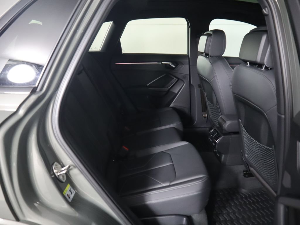 Certified 2022 Audi Q3 2.0T Premium Plus w/ Premium Plus Package image 23