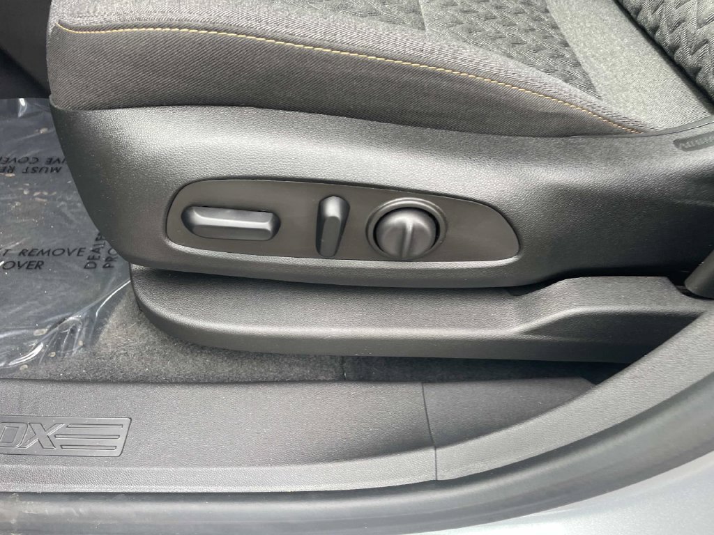 Used 2024 Chevrolet Equinox LT AWD/4WD image 19