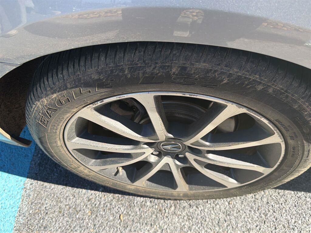 Used 2015 Acura TLX w/ Technology Package AWD/4WD image 6