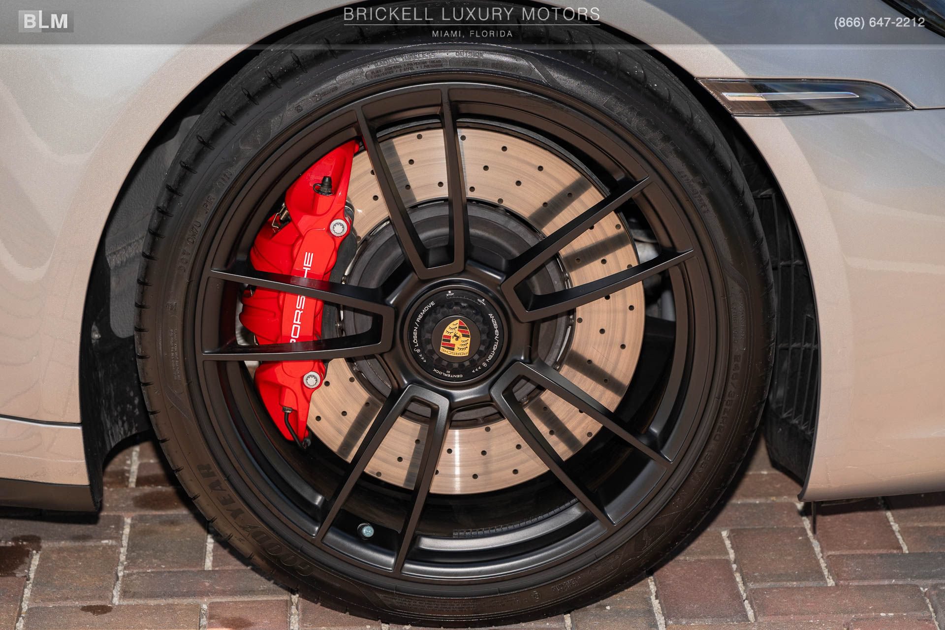 Used 2023 Porsche 911 Carrera GTS w/ Premium Package RWD image 39
