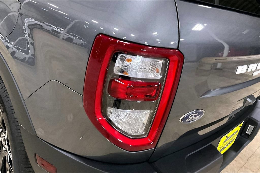 Certified 2025 Ford Bronco Sport Outer Banks w/ Outer Banks Tech Package+ AWD/4WD image 27