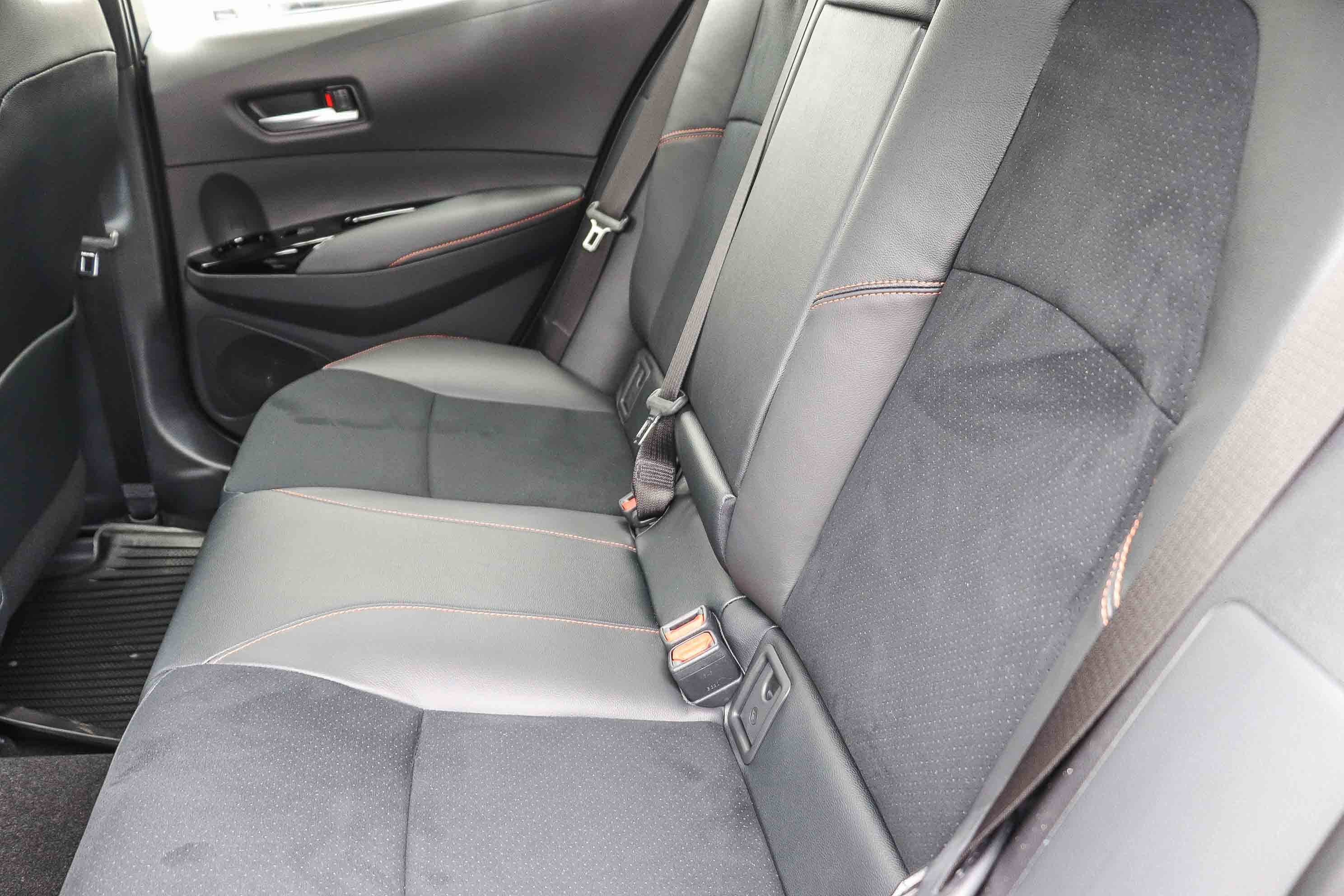 New 2026 Toyota Corolla SE FWD image 22