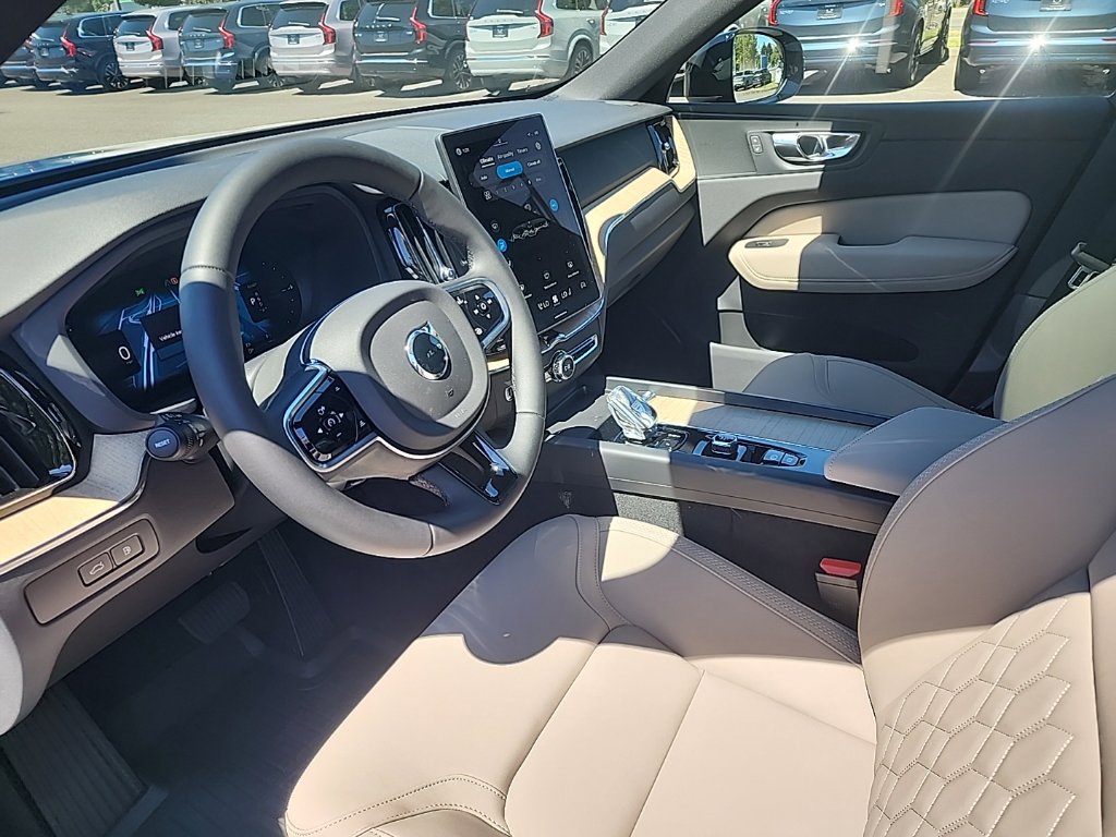 New 2026 Volvo XC60 T8 Plus w/ Climate Package AWD/4WD image 13
