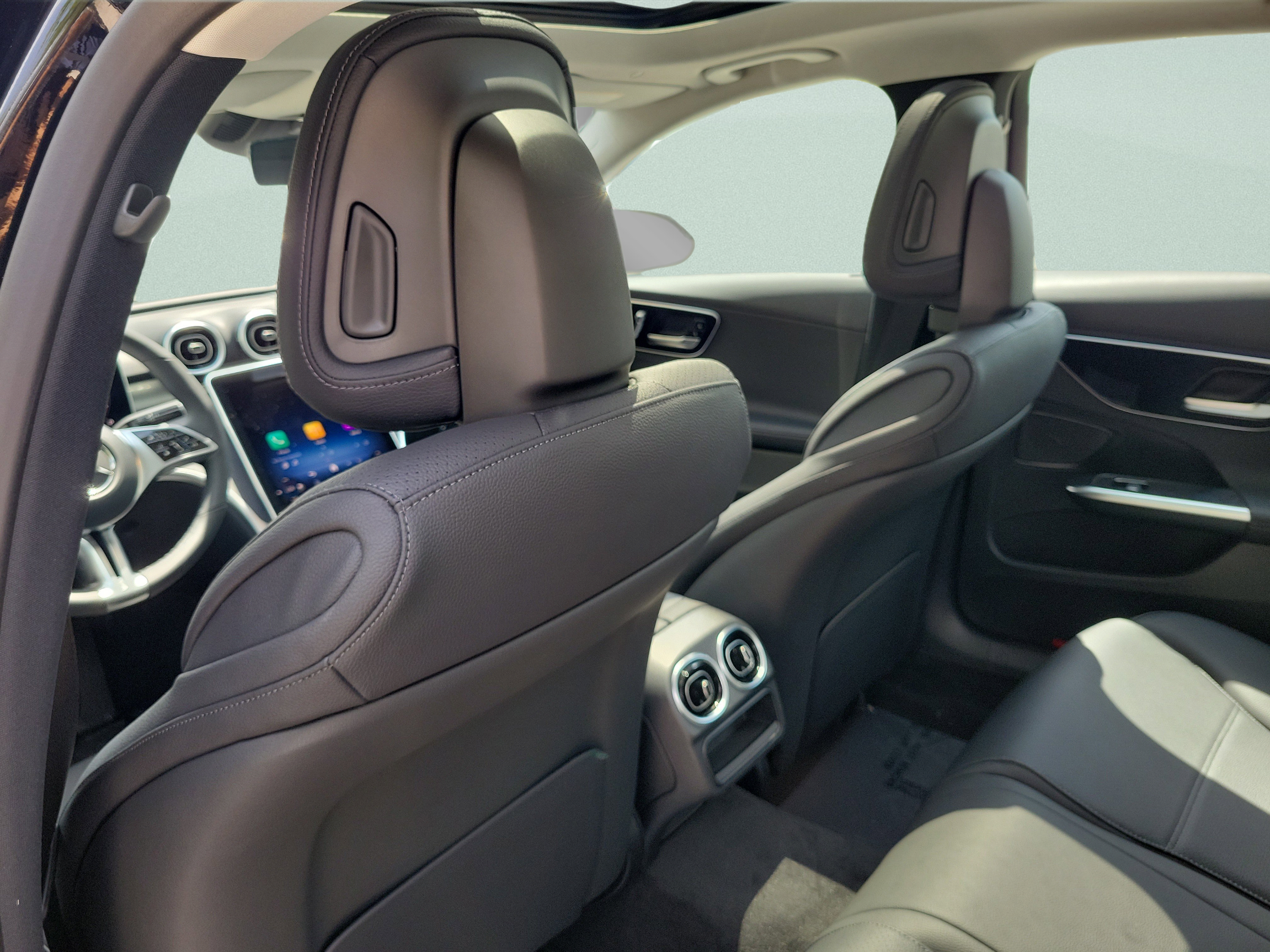 Certified 2026 Mercedes-Benz C 300 4MATIC Sedan image 8