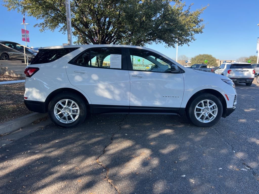 Used 2024 Chevrolet Equinox LS image 8