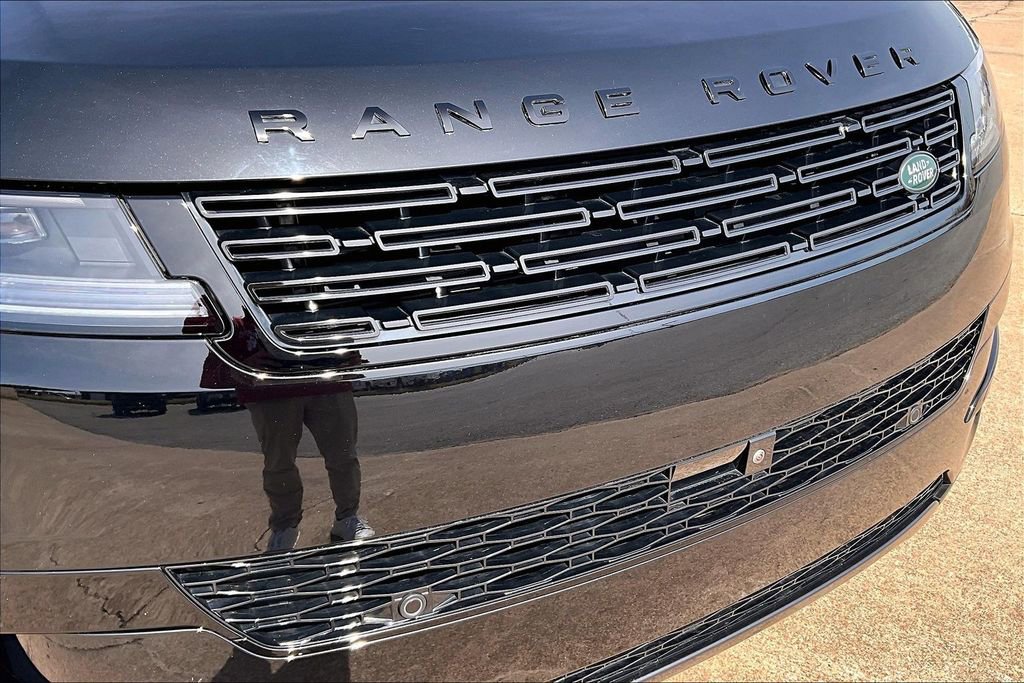 Certified 2025 Land Rover Range Rover Sport SE image 29