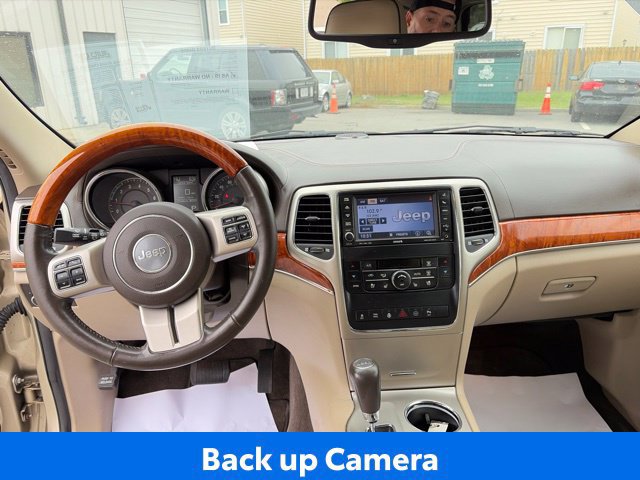 Used 2011 Jeep Grand Cherokee Overland AWD/4WD image 12
