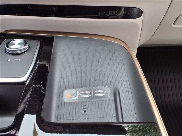 New 2026 Buick Enclave Avenir FWD image 9