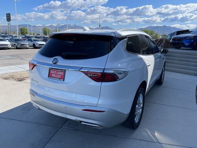 Used 2023 Buick Enclave Premium AWD/4WD image 6