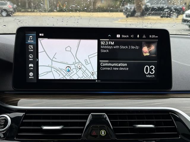 Used 2023 BMW 530e xDrive image 30