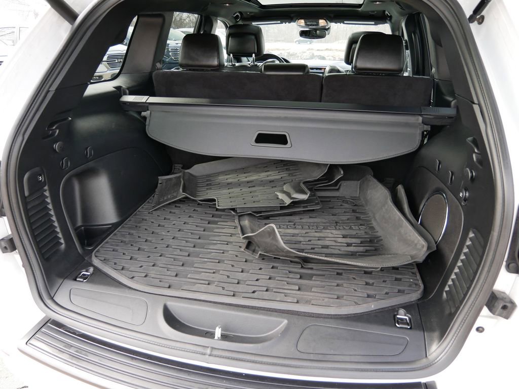 Used 2021 Jeep Grand Cherokee Limited w/ Quick Order Package 28K 80th image 10