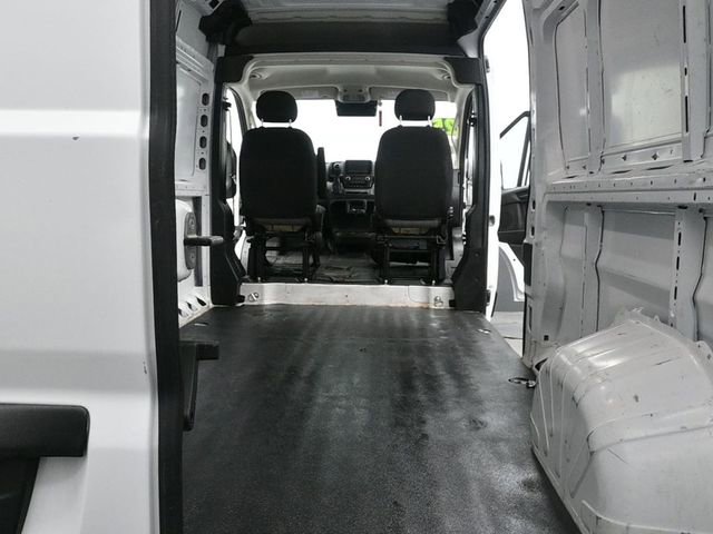 Used 2025 RAM ProMaster 2500 w/ Convenience Group image 13