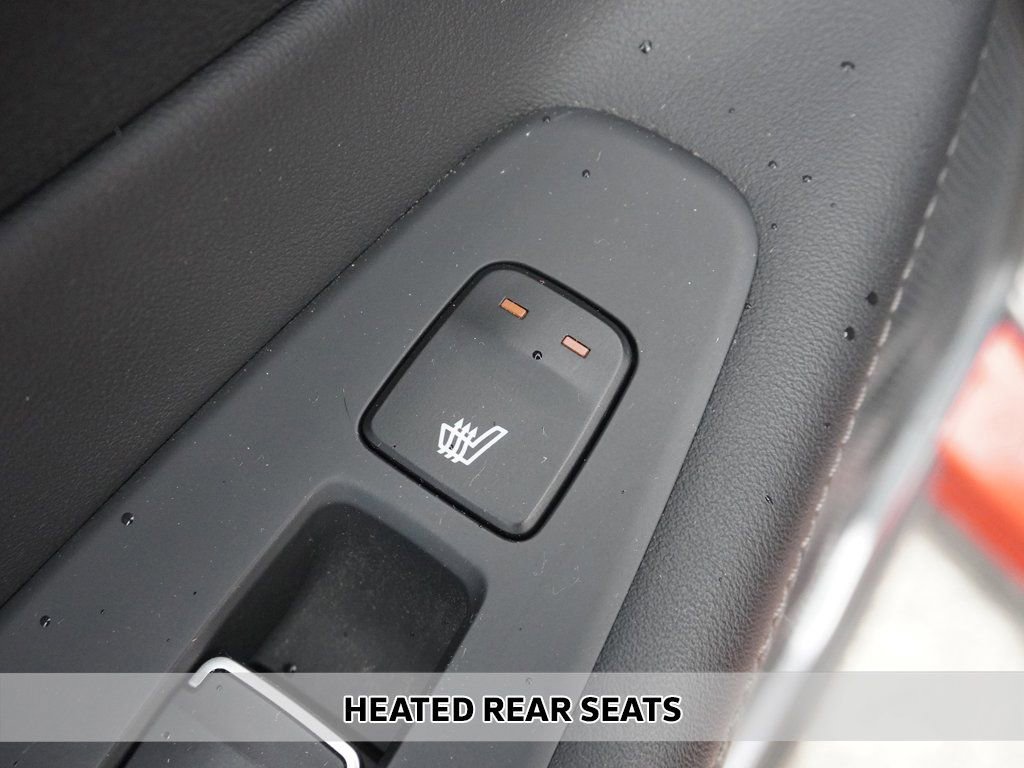 Used 2019 Hyundai Santa Fe Limited w/ Cargo Package image 11