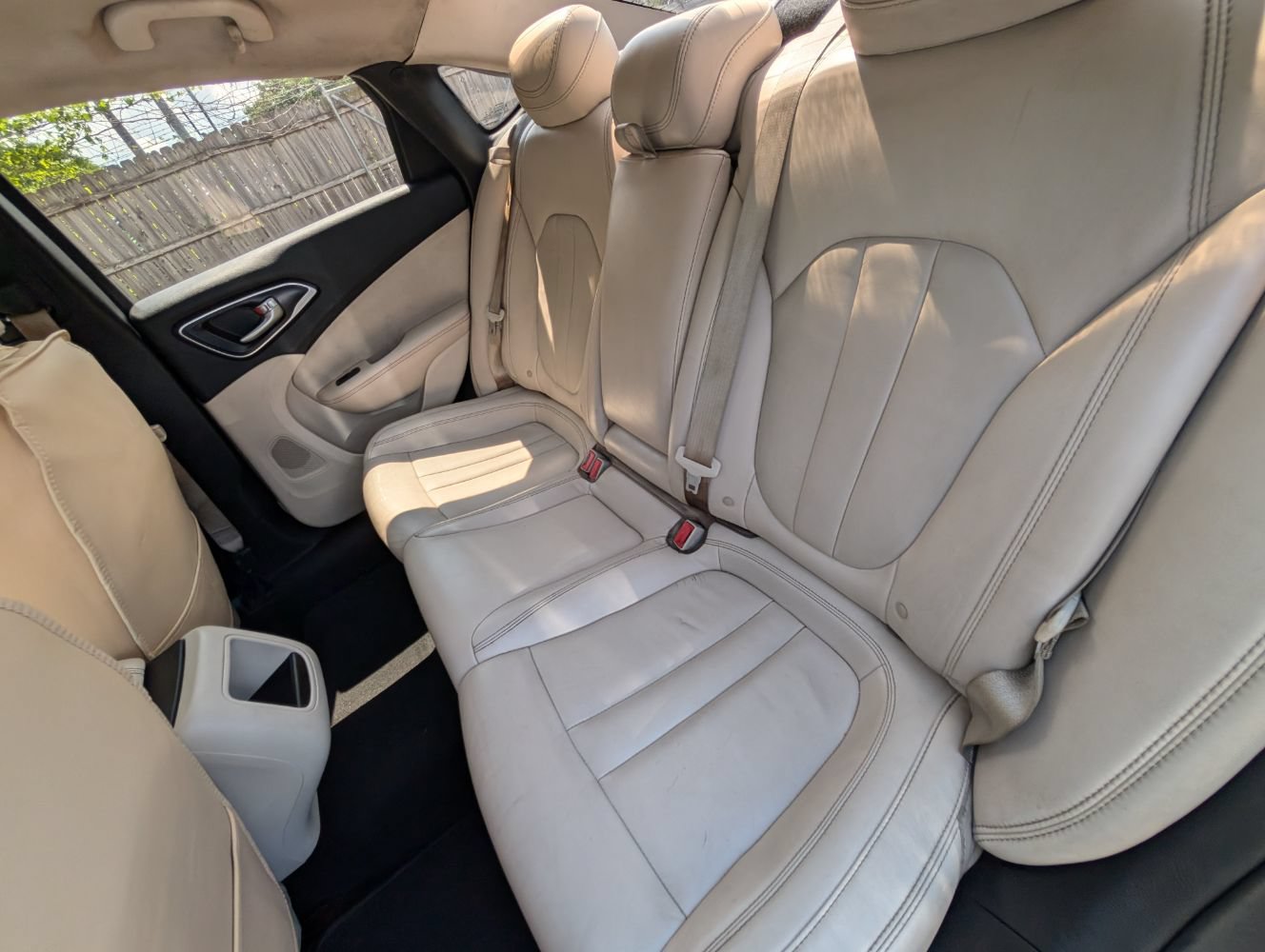 Used 2015 Chrysler 200 Limited w/ Convenience Group FWD image 18
