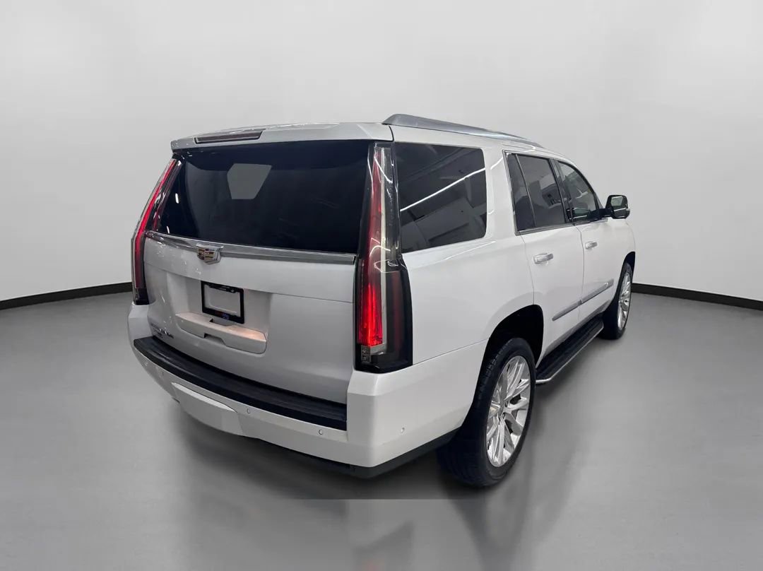 Used 2020 Cadillac Escalade Luxury image 10